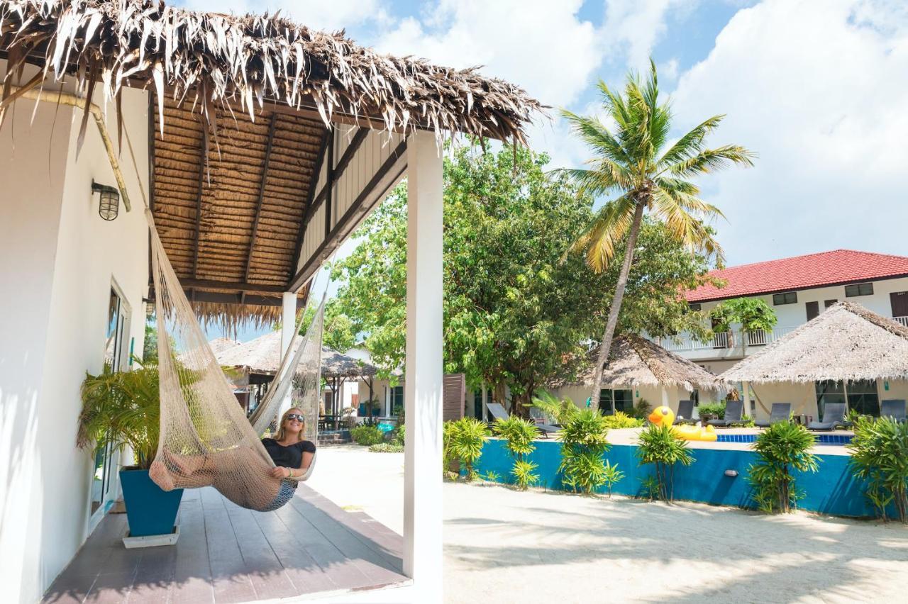 Sarana Bungalows (Adults Only) Baan Tai Exterior foto