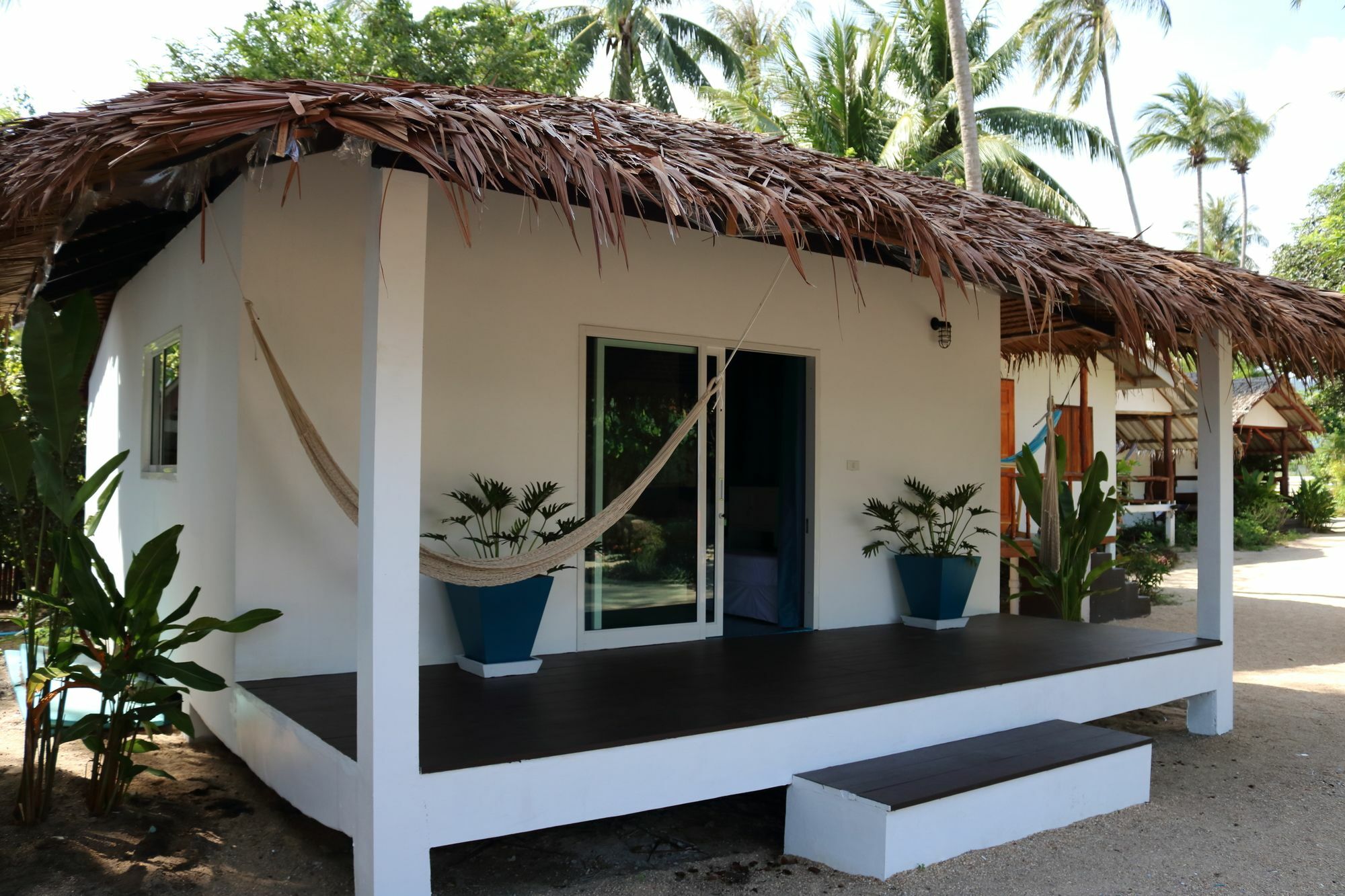 Sarana Bungalows (Adults Only) Baan Tai Exterior foto